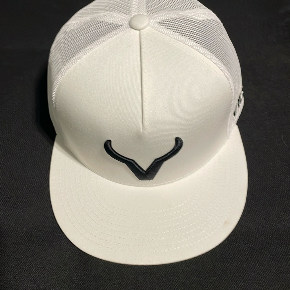 White Vexil Hat